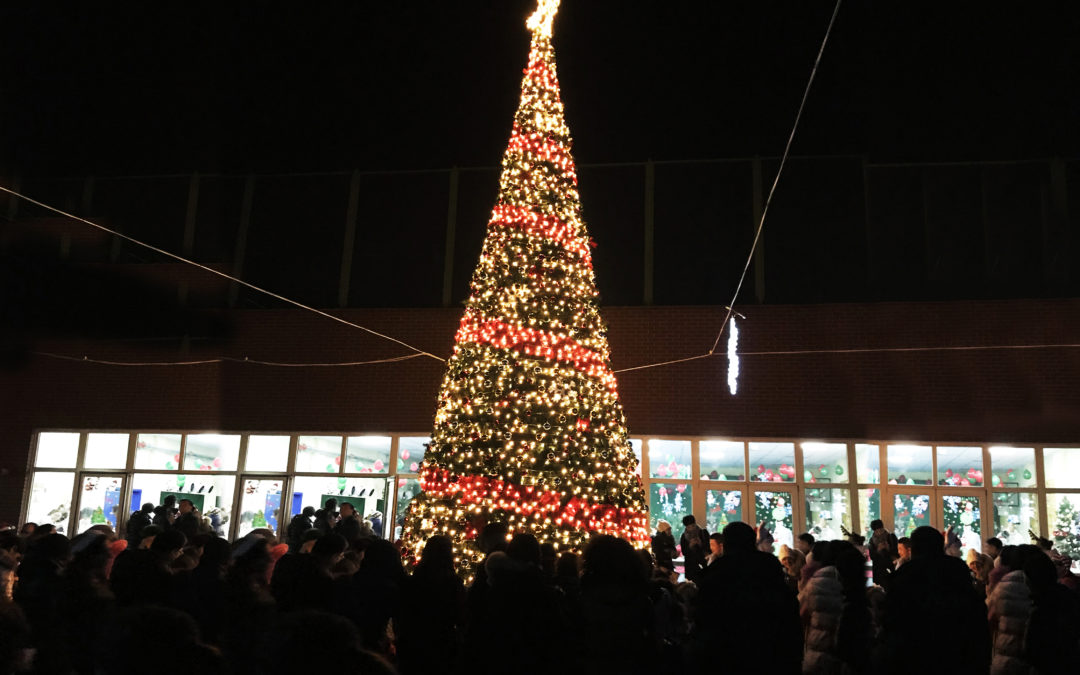 The Inaugural HoK Christmas Tree Lighting Ceremony!